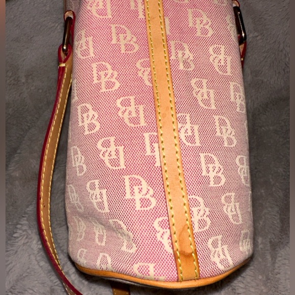 Dooney & bourke pink bucket bag - Picture 5 of 11
